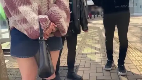 250119 Éro Gal Et Jeu À Tourner B3